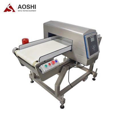 Kuljetintyyppinen metallinilmaisin